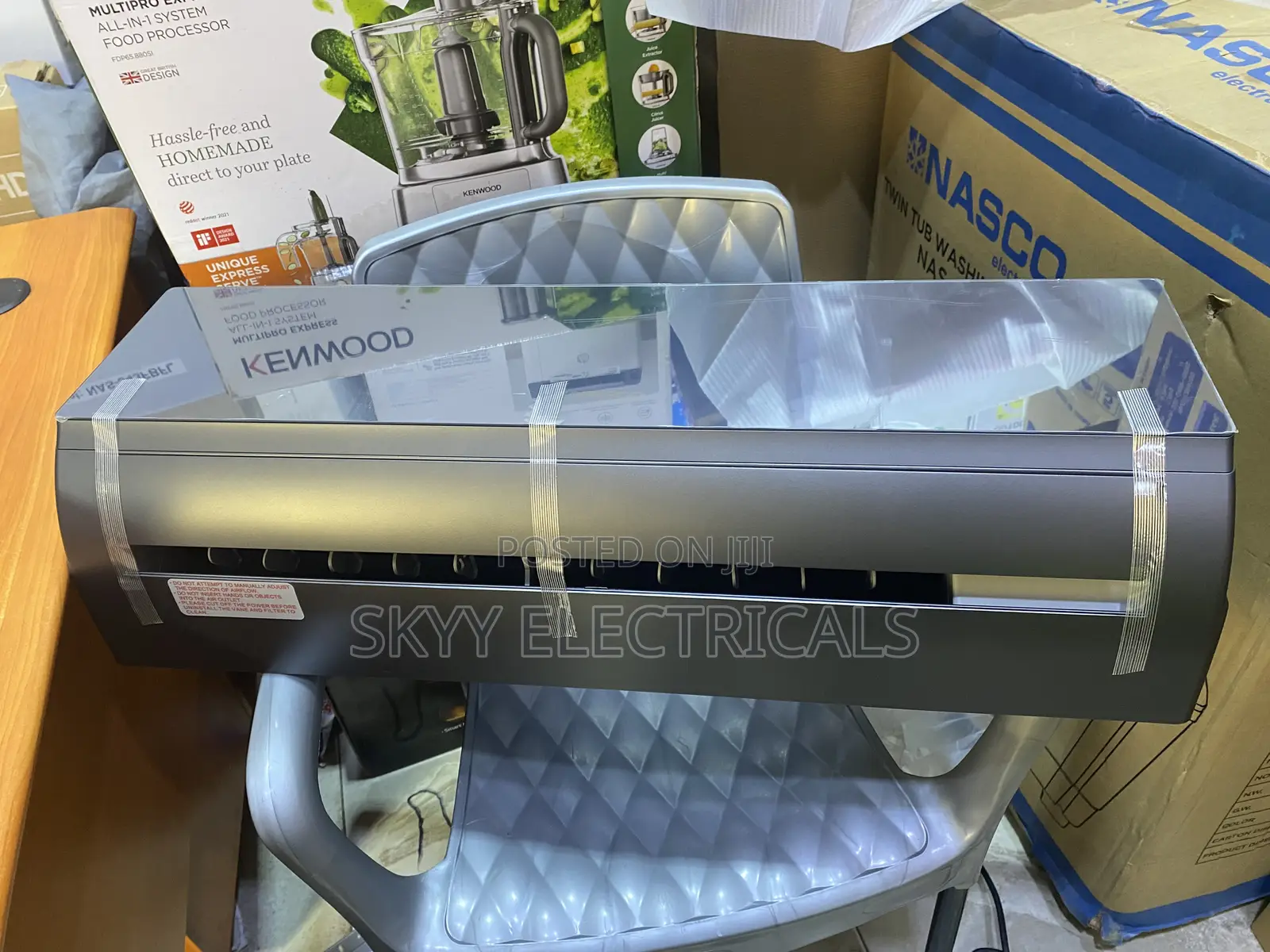 Nasco 1.5 Black Mirror Air Conditioner