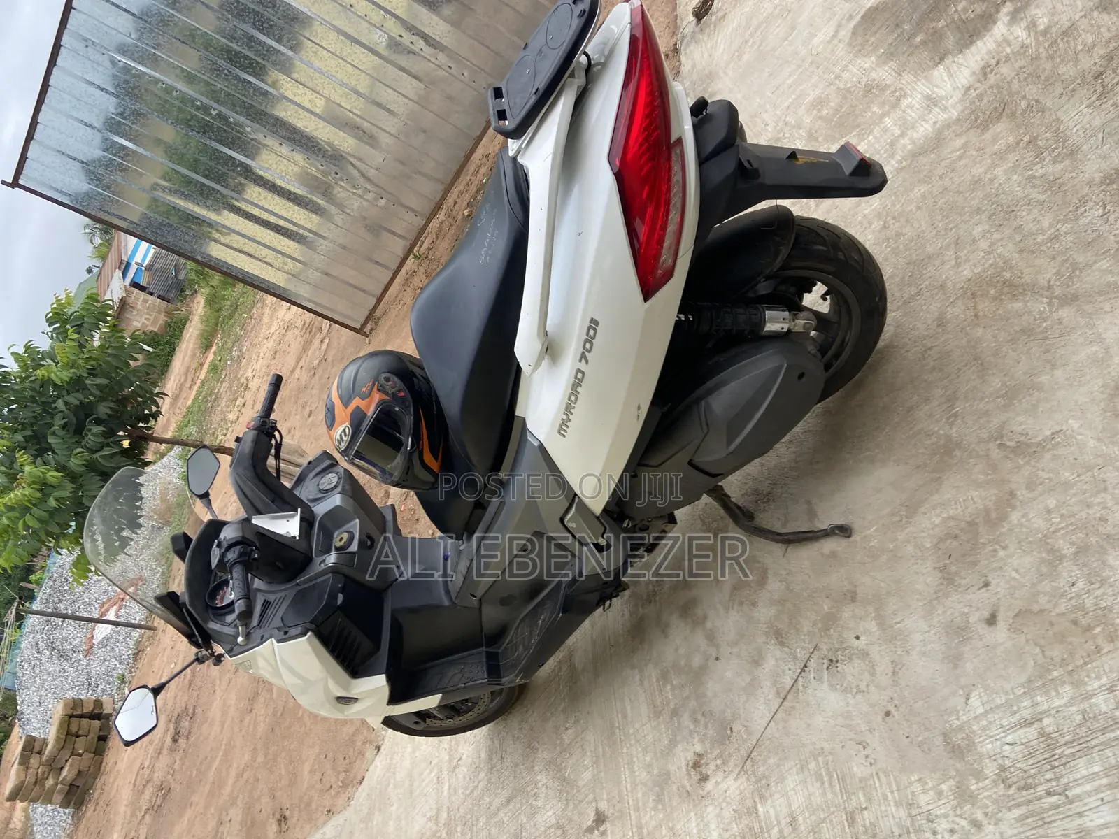 Kymco 2022 White