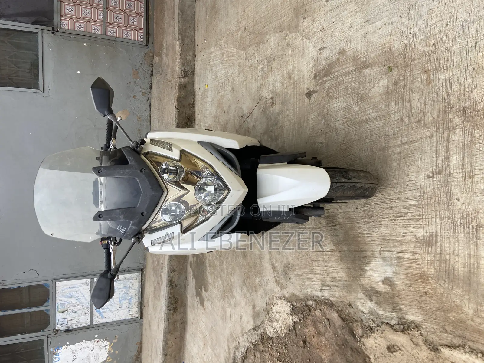 Kymco 2022 White