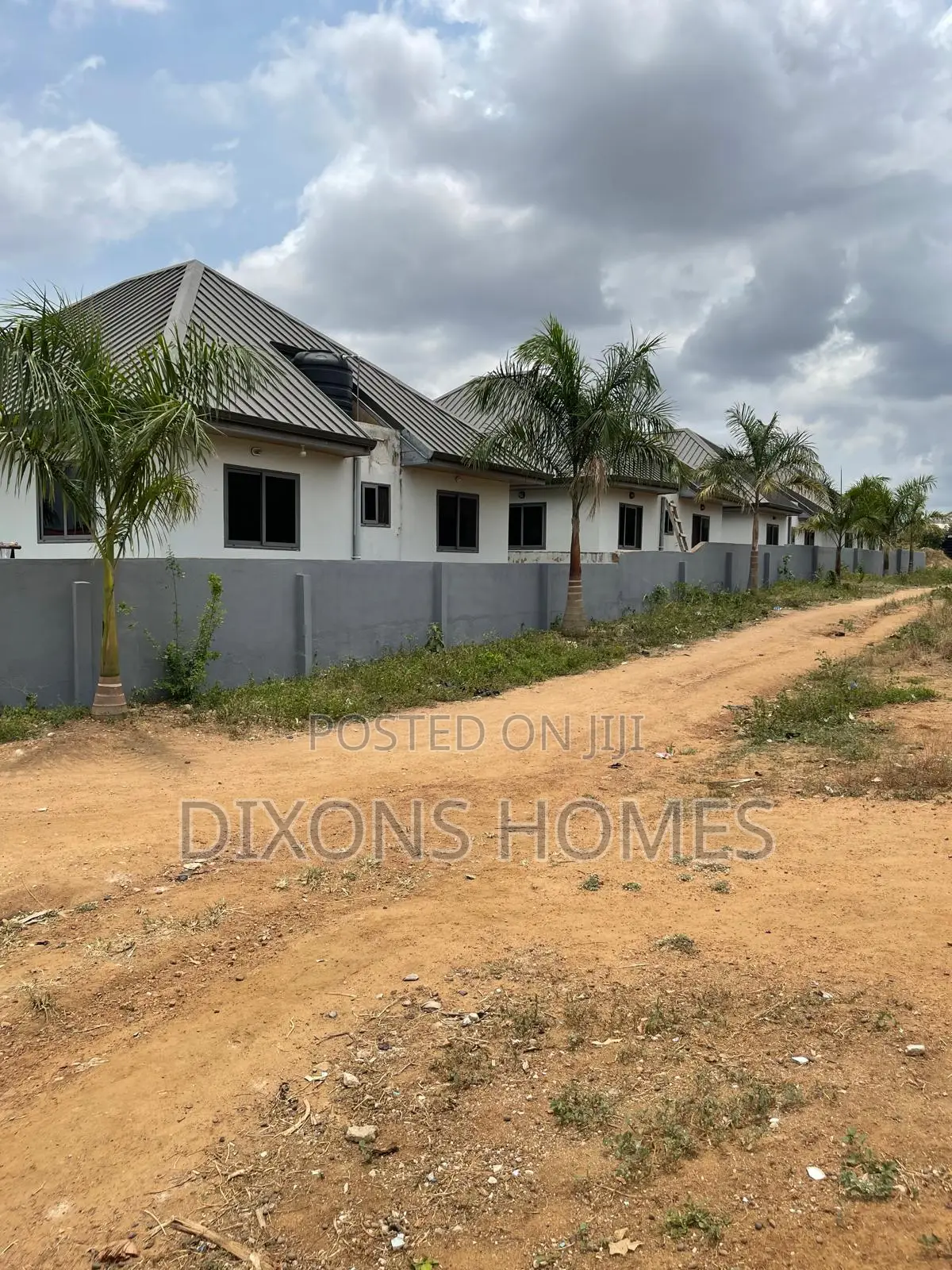 3bdrm House in Dixons Homes, Awutu Senya East Municipal for sale
