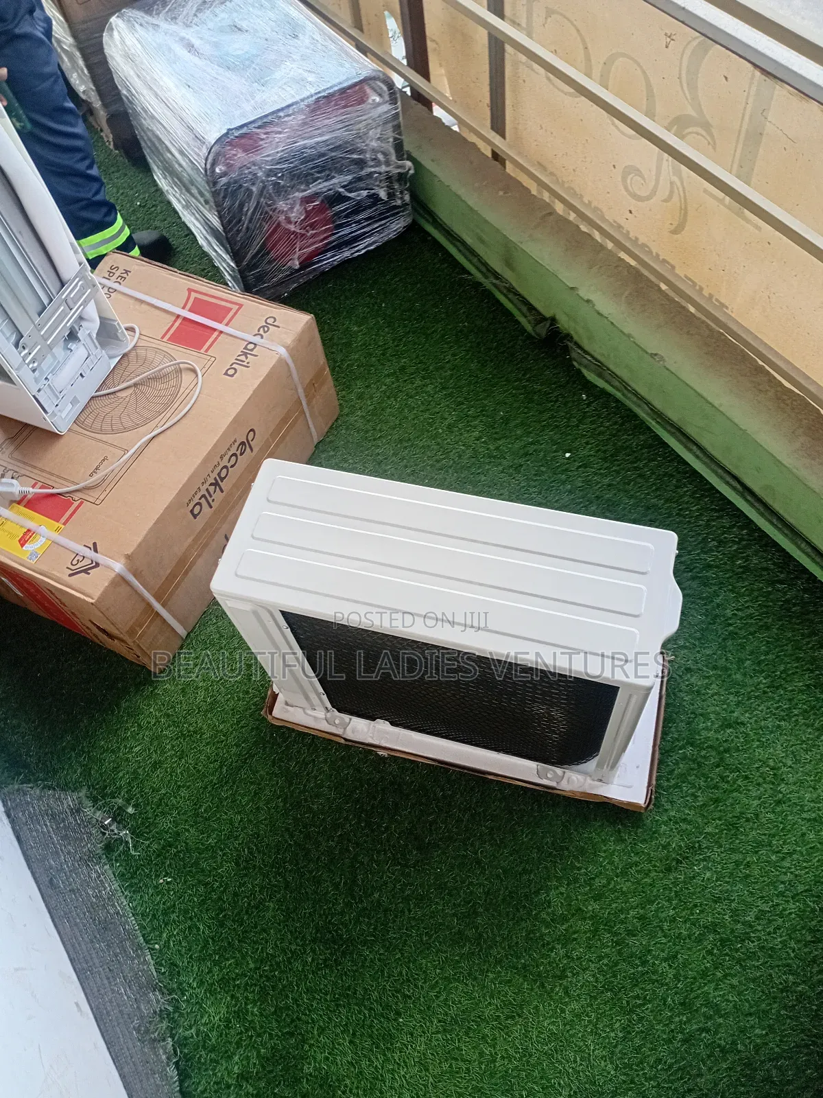 Redefine Home Comfort With Decakila Cooling Power 1.5hp Split System