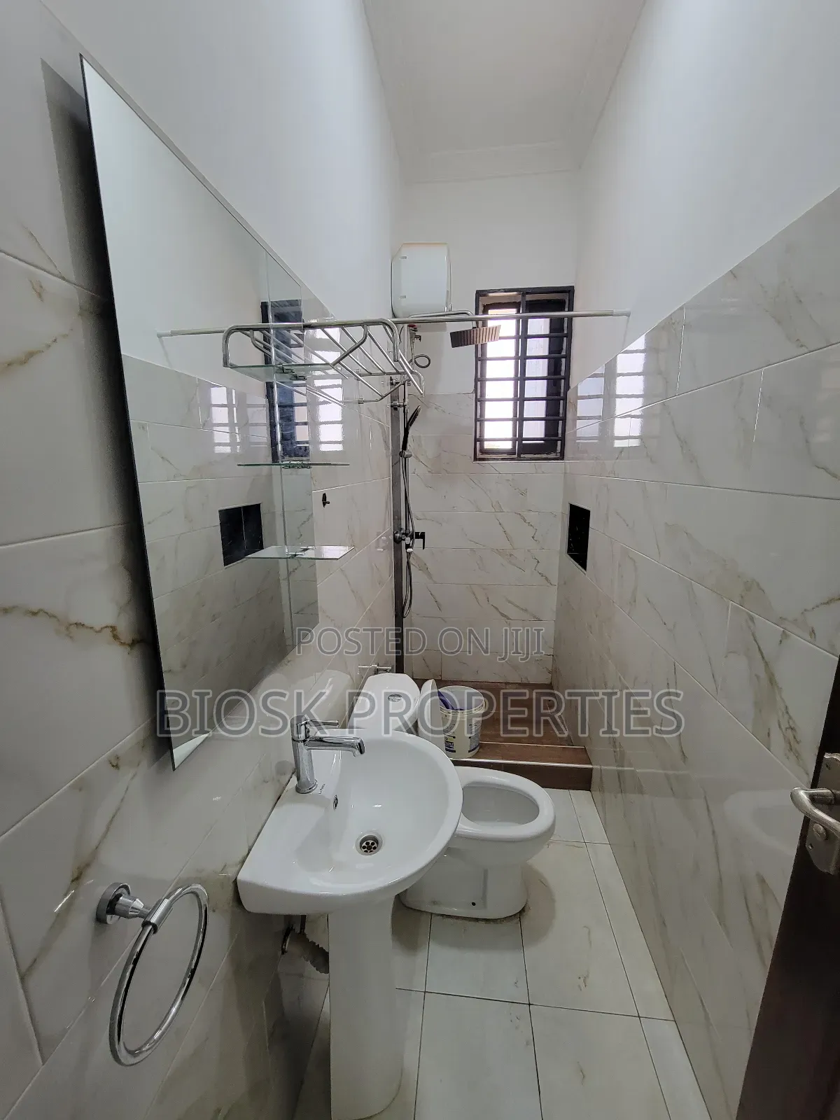 1bdrm Apartment in Biosk Properties, Valley View Area for rent