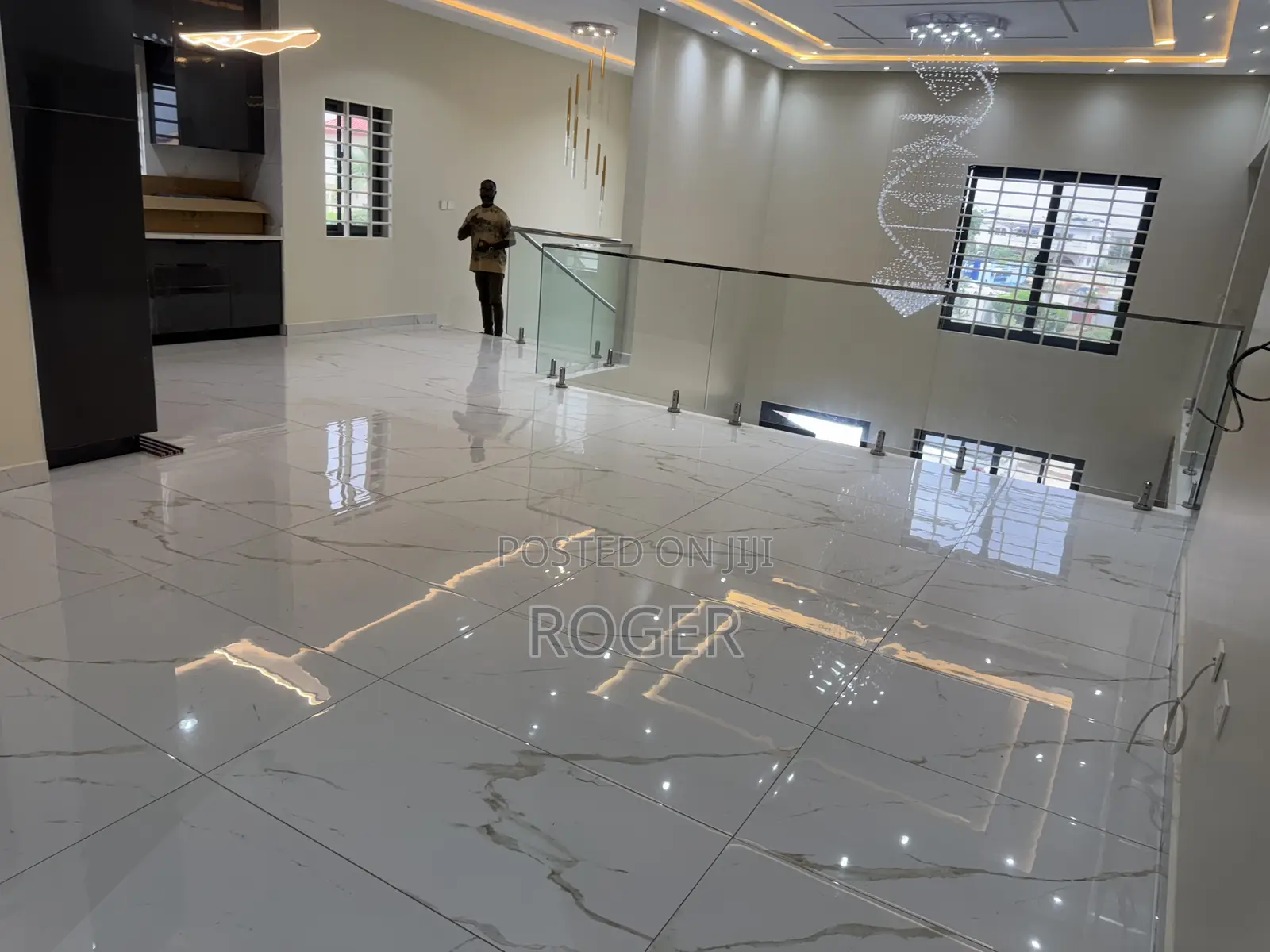 5bdrm Mansion in Achimota Petroleum for rent
