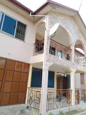 4bdrm Apartment in Community 18 Area, Spintex for rent