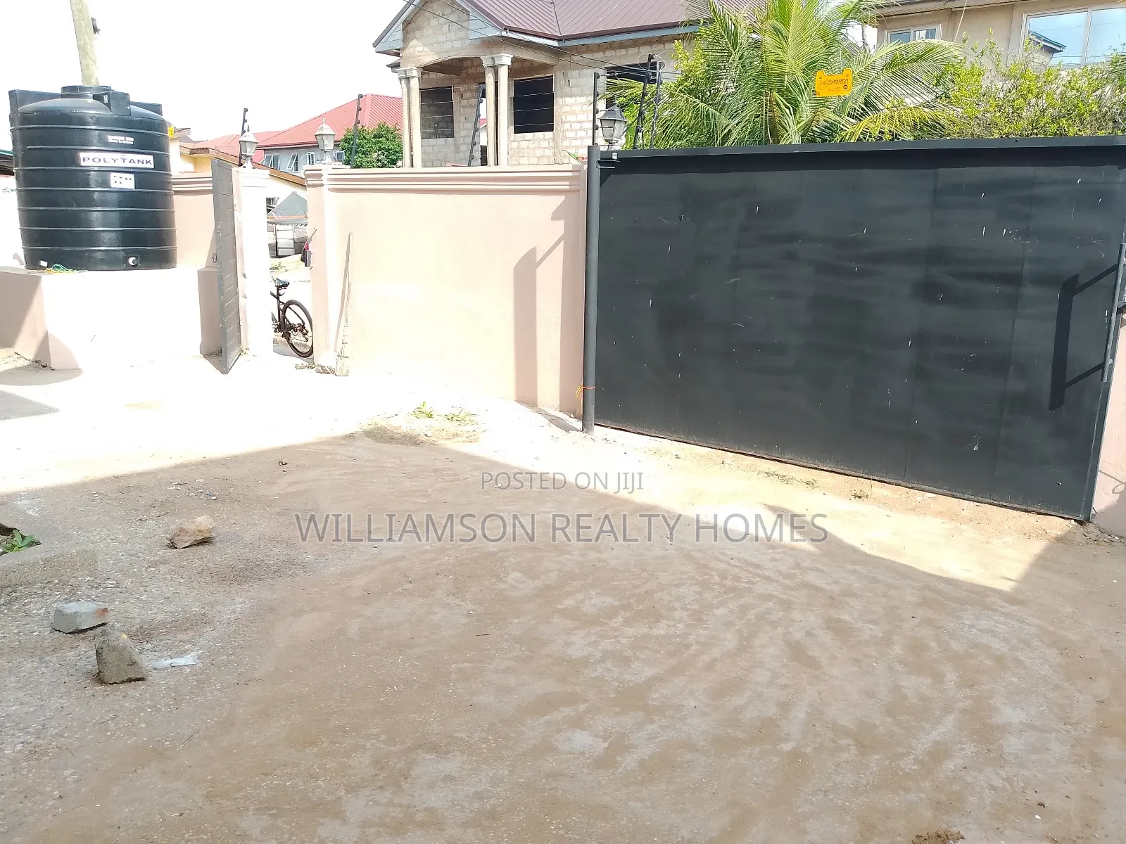 4bdrm Apartment in Community 18 Area, Spintex for rent