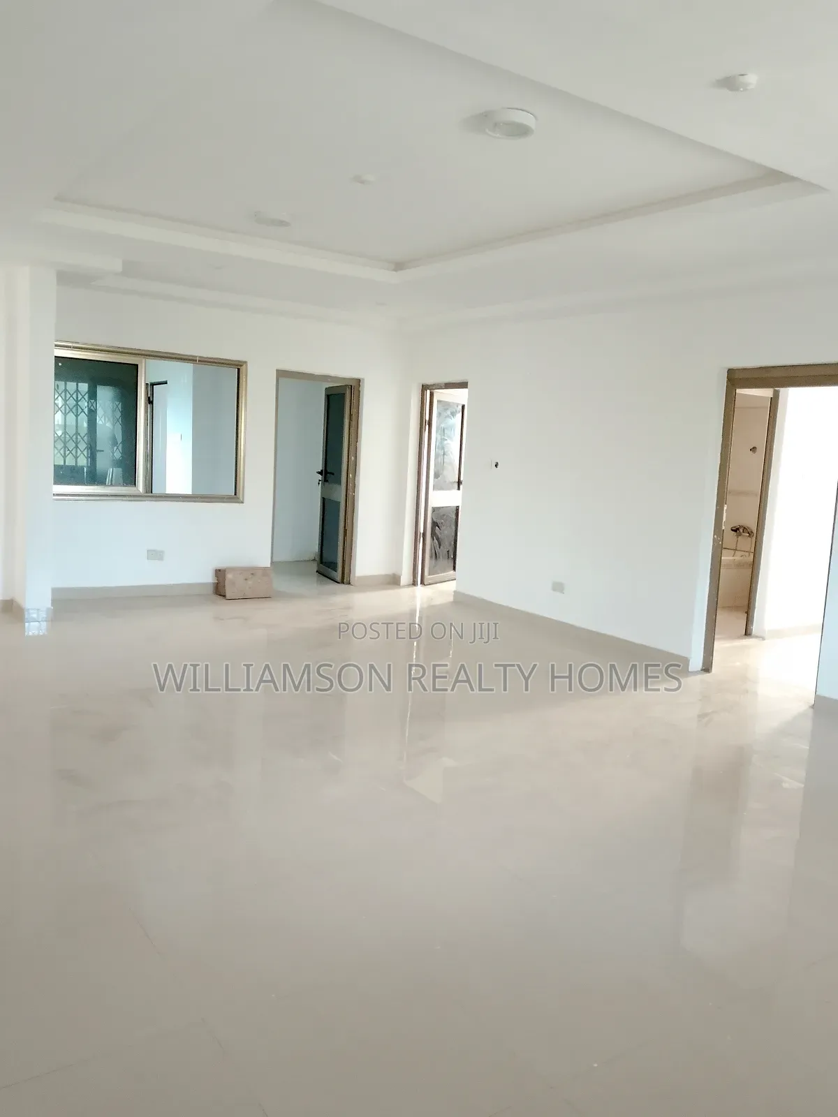 4bdrm Apartment in Community 18 Area, Spintex for rent