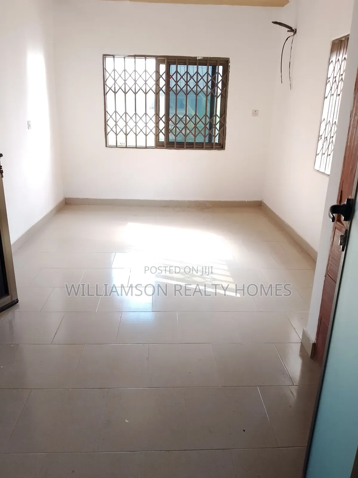 4bdrm Apartment in Community 18 Area, Spintex for rent