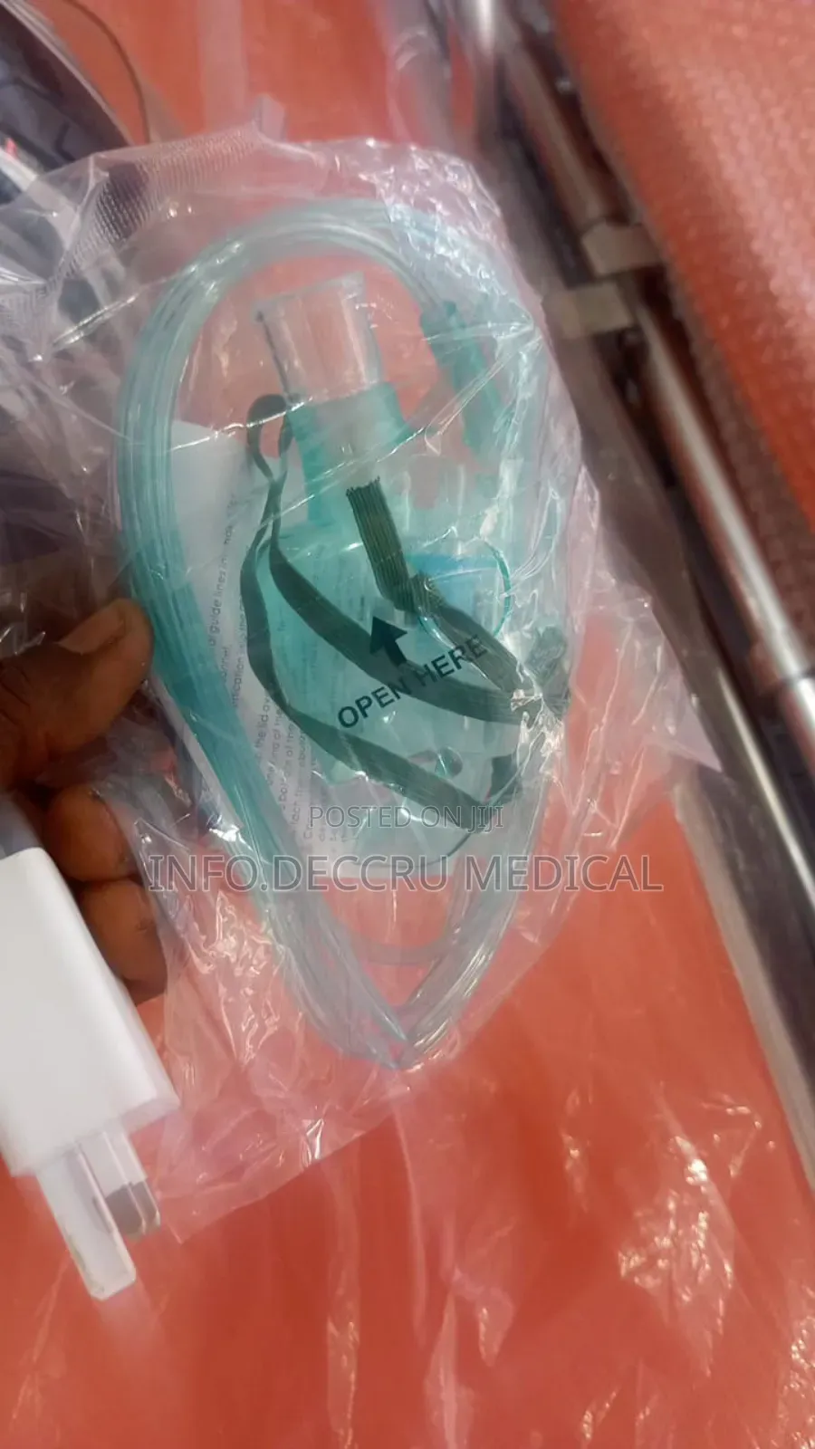 Nebulizer Mask ( Medium and Large)