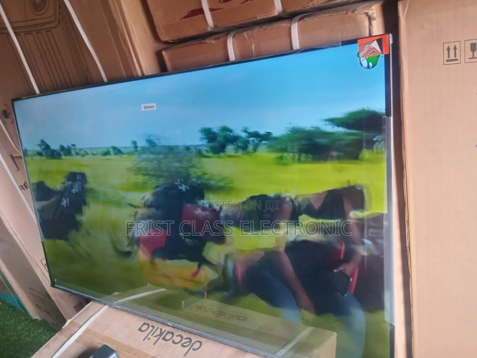 Entertainment Redefined — TCL 55” Smart Tv.