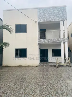 5bdrm House in Sefdard Real Estate, Haatso for sale