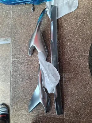 Complete Lower Chrome Santafe 2022-2024