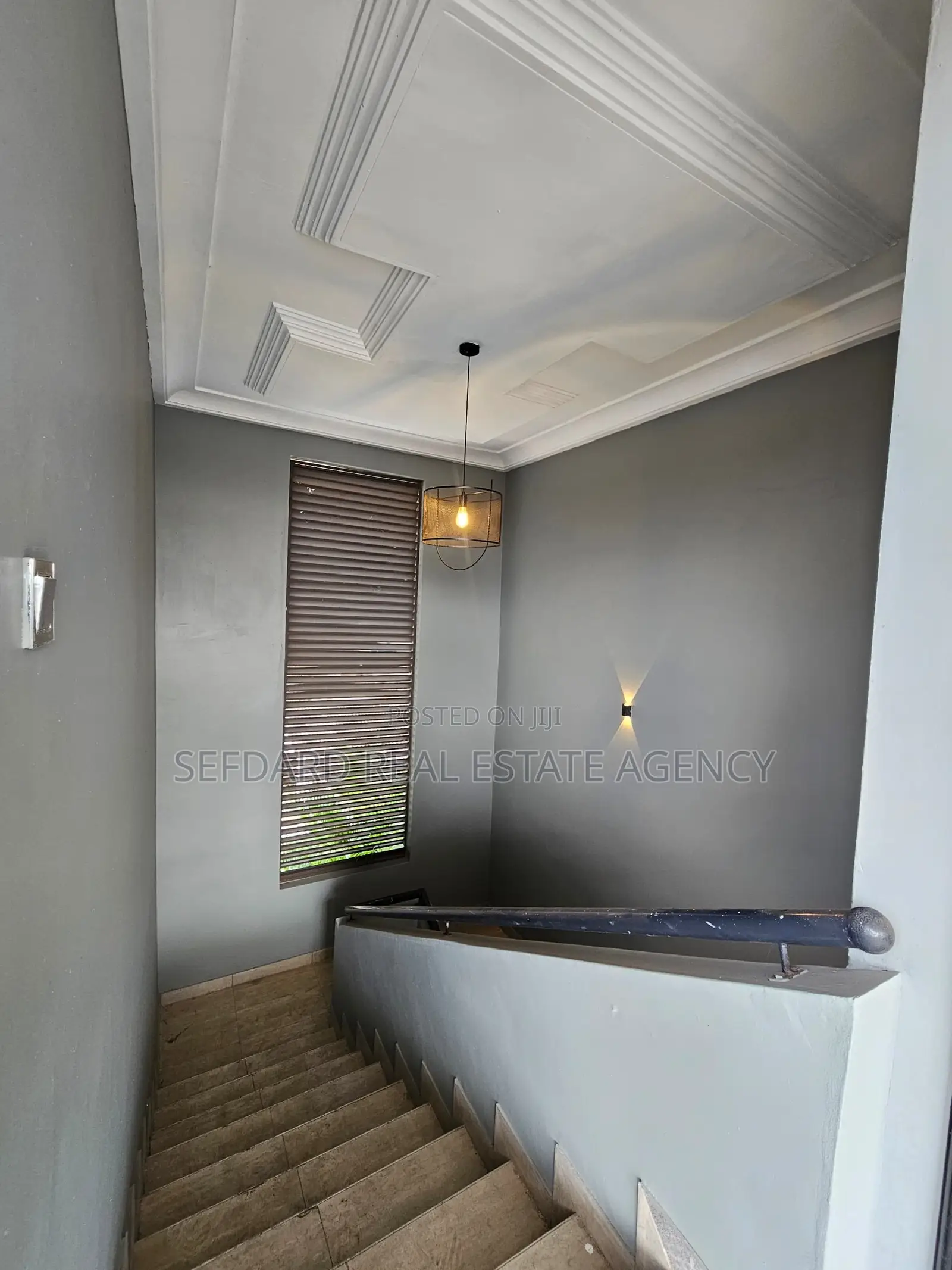 4bdrm House in Madina for sale