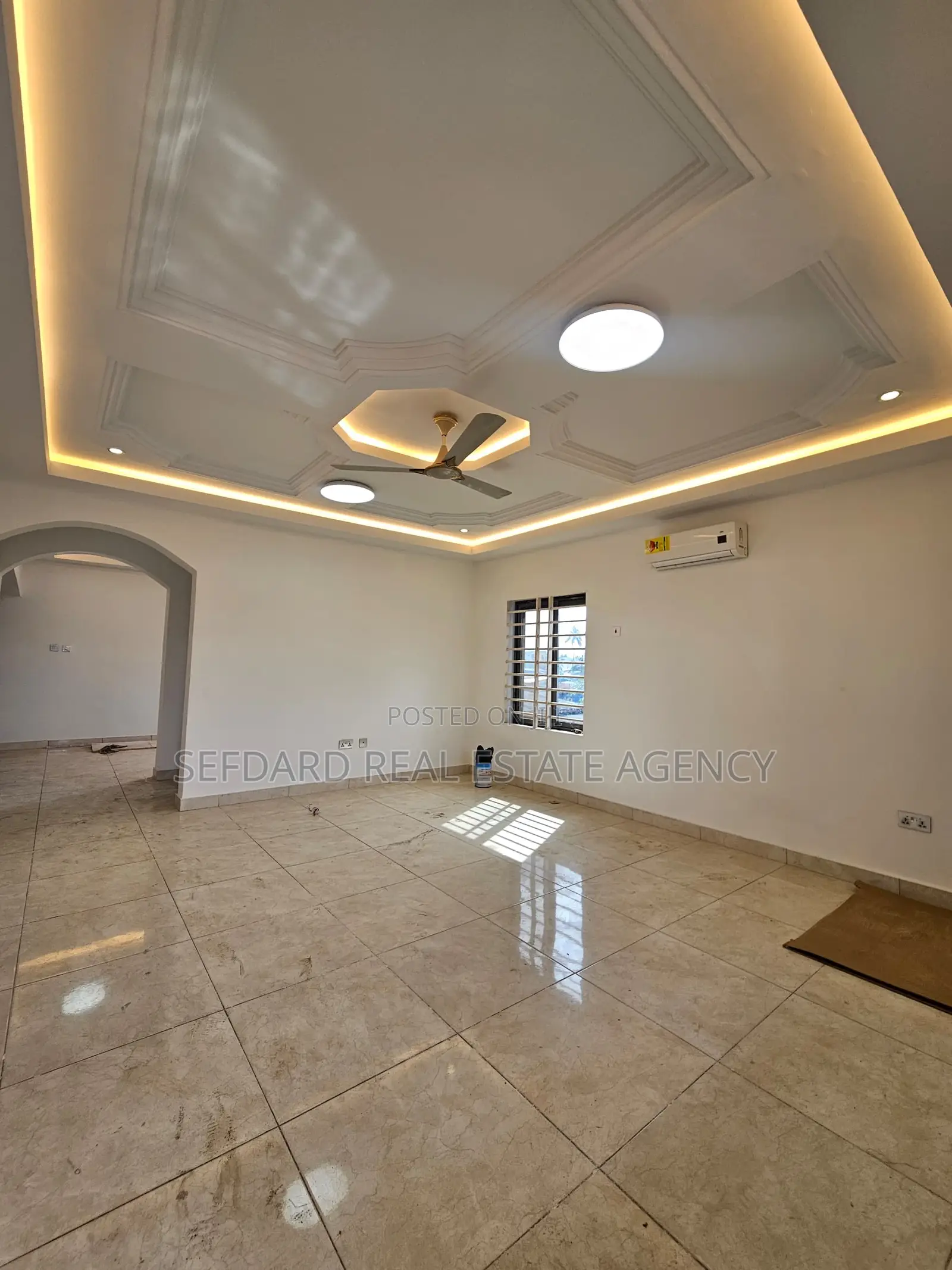4bdrm House in Madina for sale