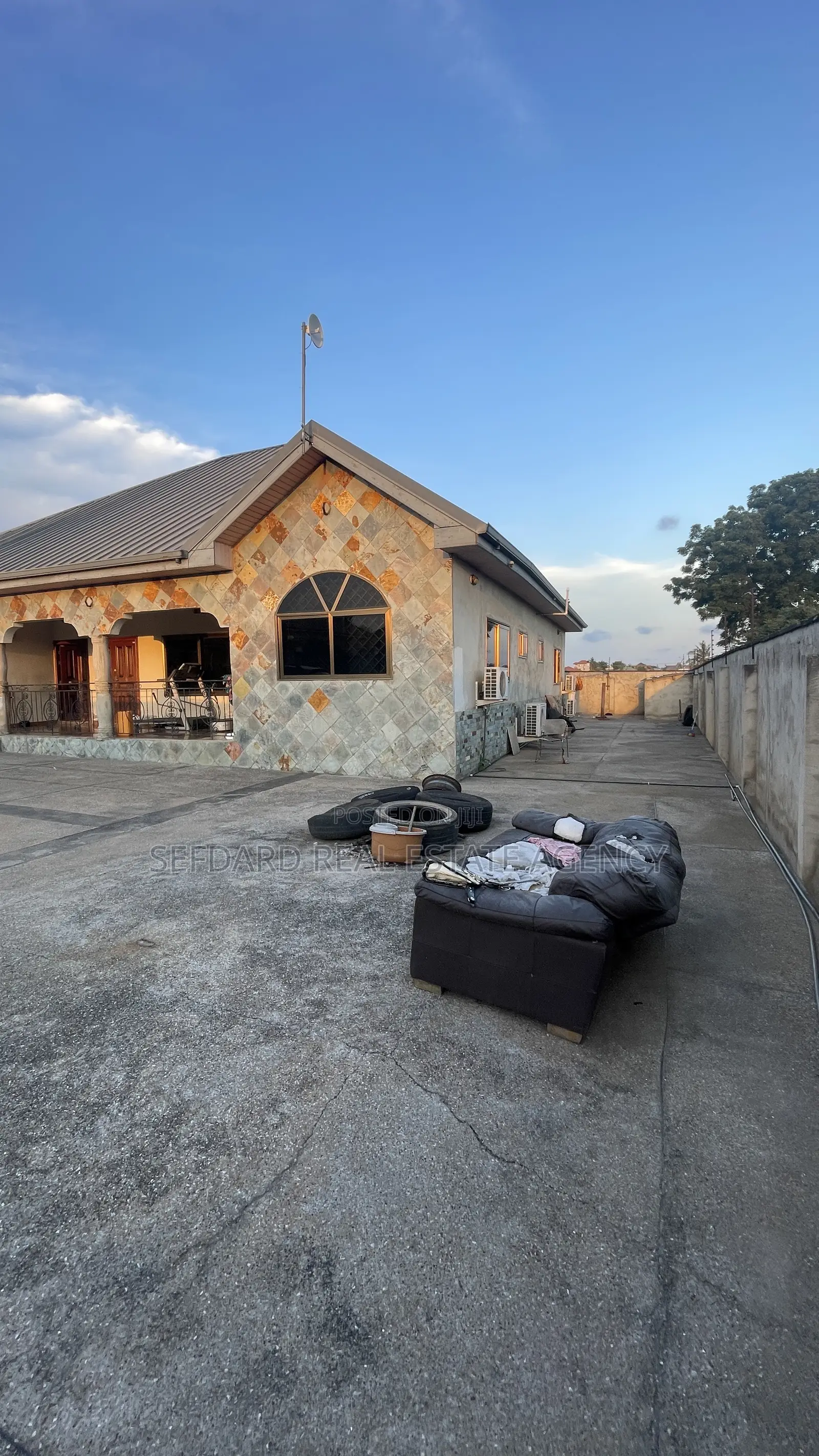 5bdrm House in Ablekuma for rent