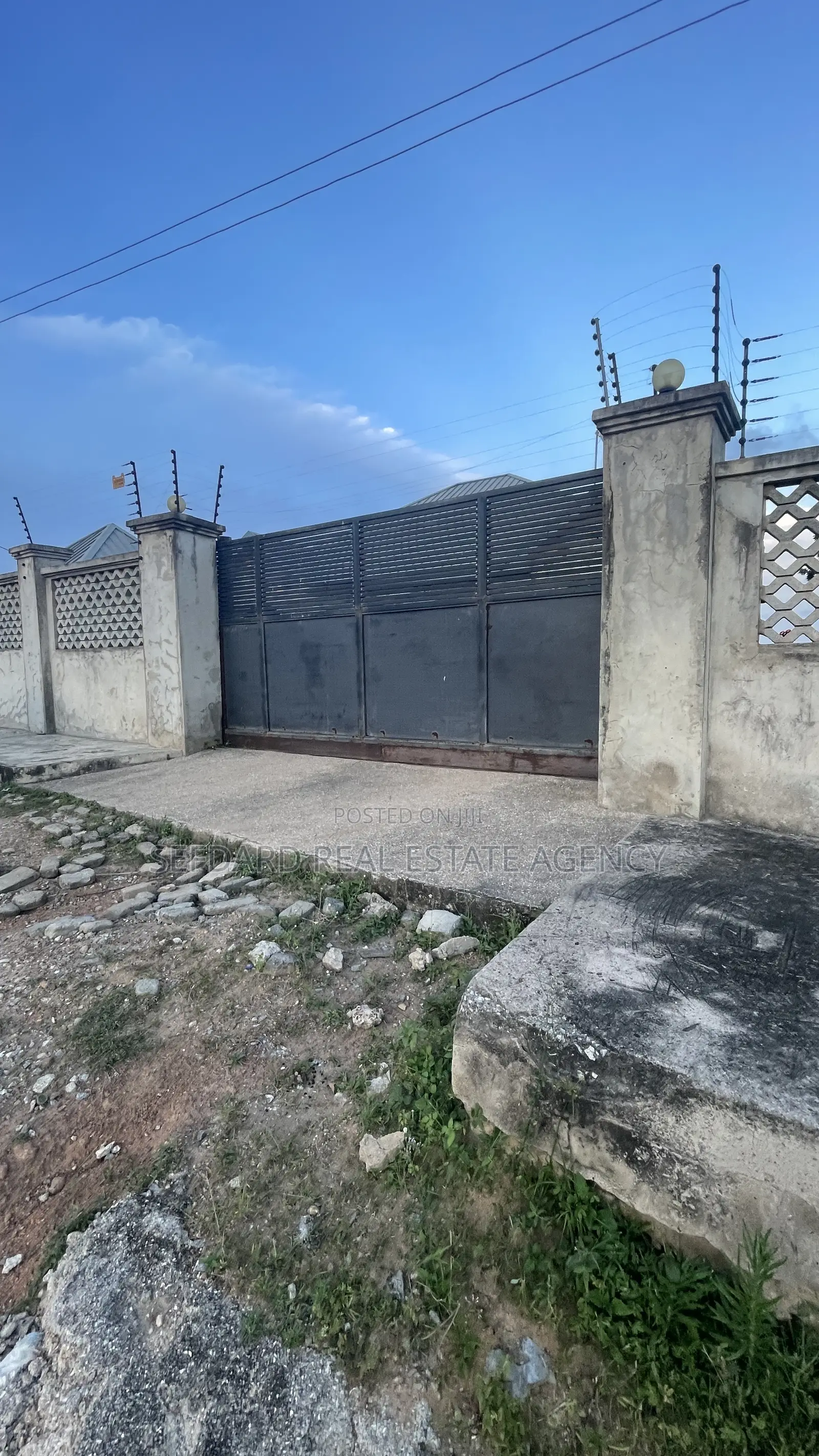 5bdrm House in Ablekuma for rent