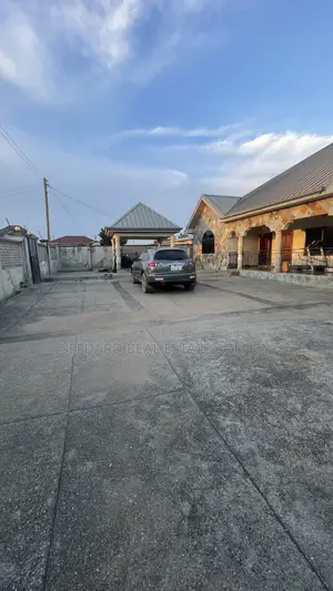 5bdrm House in Ablekuma for rent