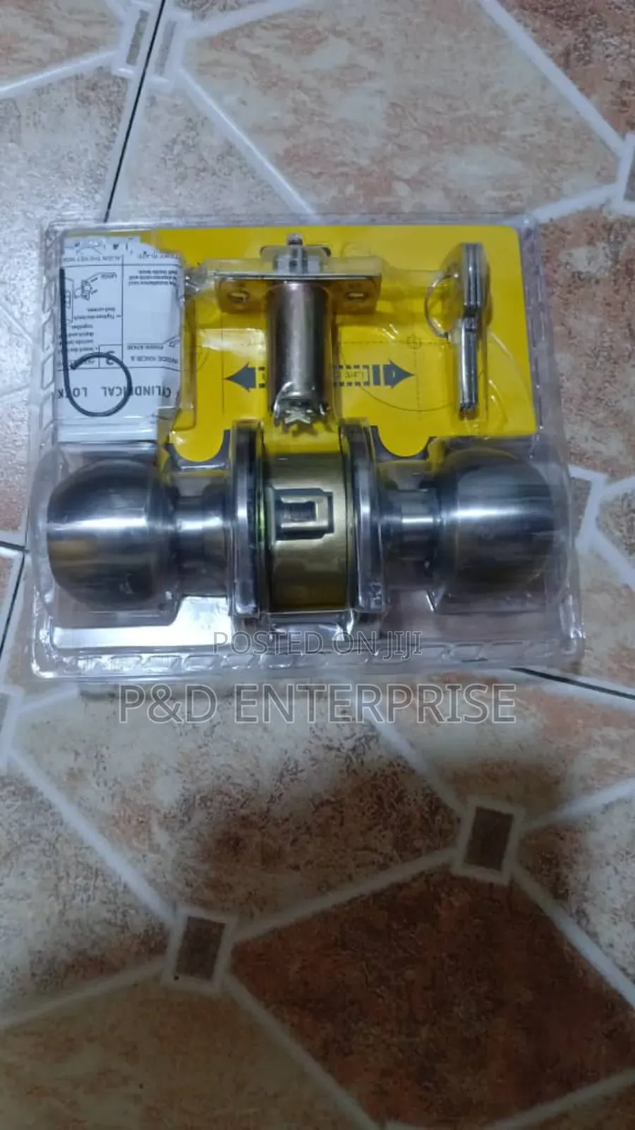 Quality Knob Lock for Wooden Doors and Foreign Doors.