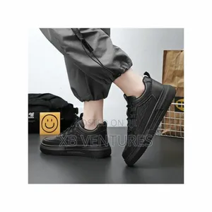 "Men's City Pulse Sneakers