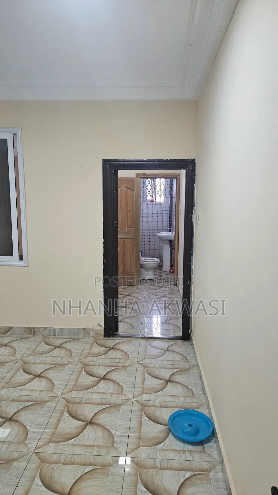 1bdrm Apartment in Lashibi Mf, Sakumono for rent