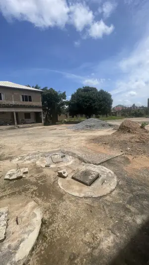 Uncompleted School Complex – Abehenase (Along the Main Sonitra Road)