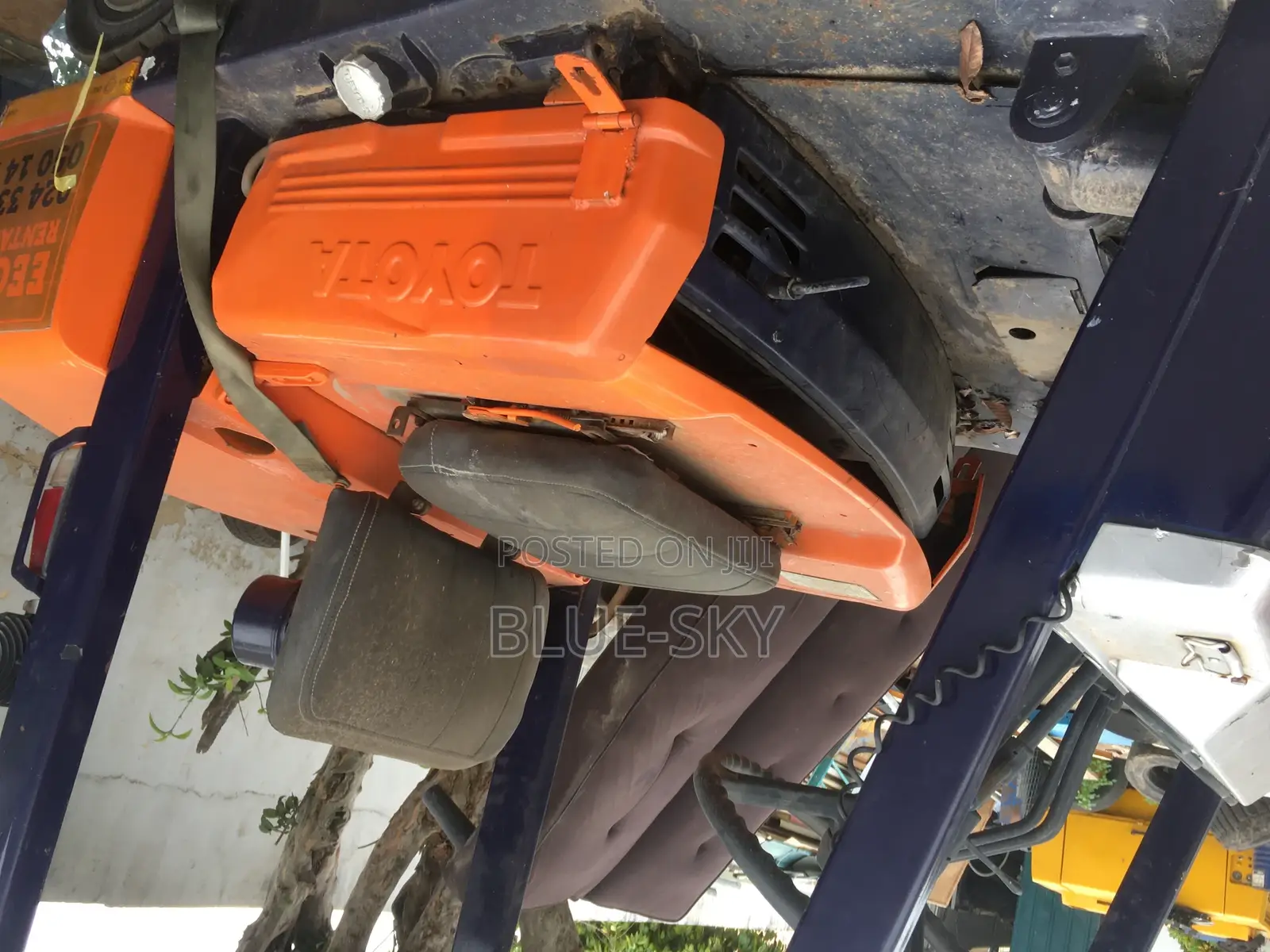 Toyota 2.5-Ton Forklift for Sale and Rentals for Two or More Forklifts