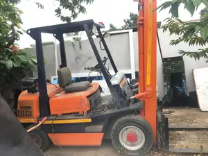 Toyota 2.5-Ton Forklift for Sale and Rentals for Two or More Forklifts