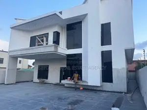 4bdrm Duplex in Haatso for sale