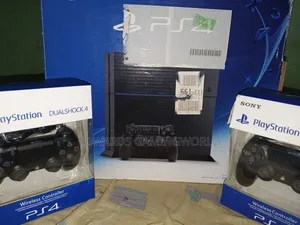 Brand Ps4 Standard Jailbreak With 2 Controllers