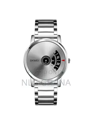Men's Watch Waterproof Casual Quartz Sport Watch. Tvx24784