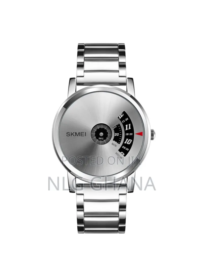 Men's Watch Waterproof Casual Quartz Sport Watch. Tvx24784