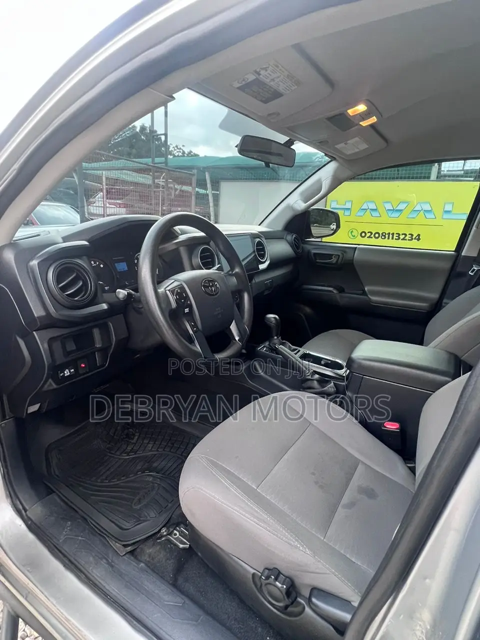 Toyota Tacoma SR5 2018 Silver
