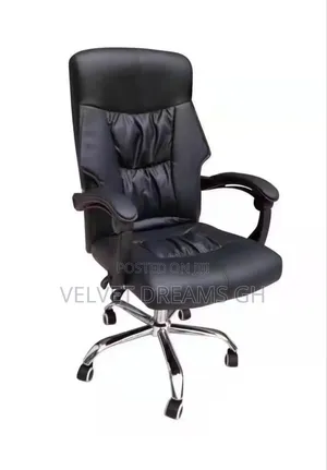 Ergonomic Office Chair – Comfort That Works as Hard as You Do