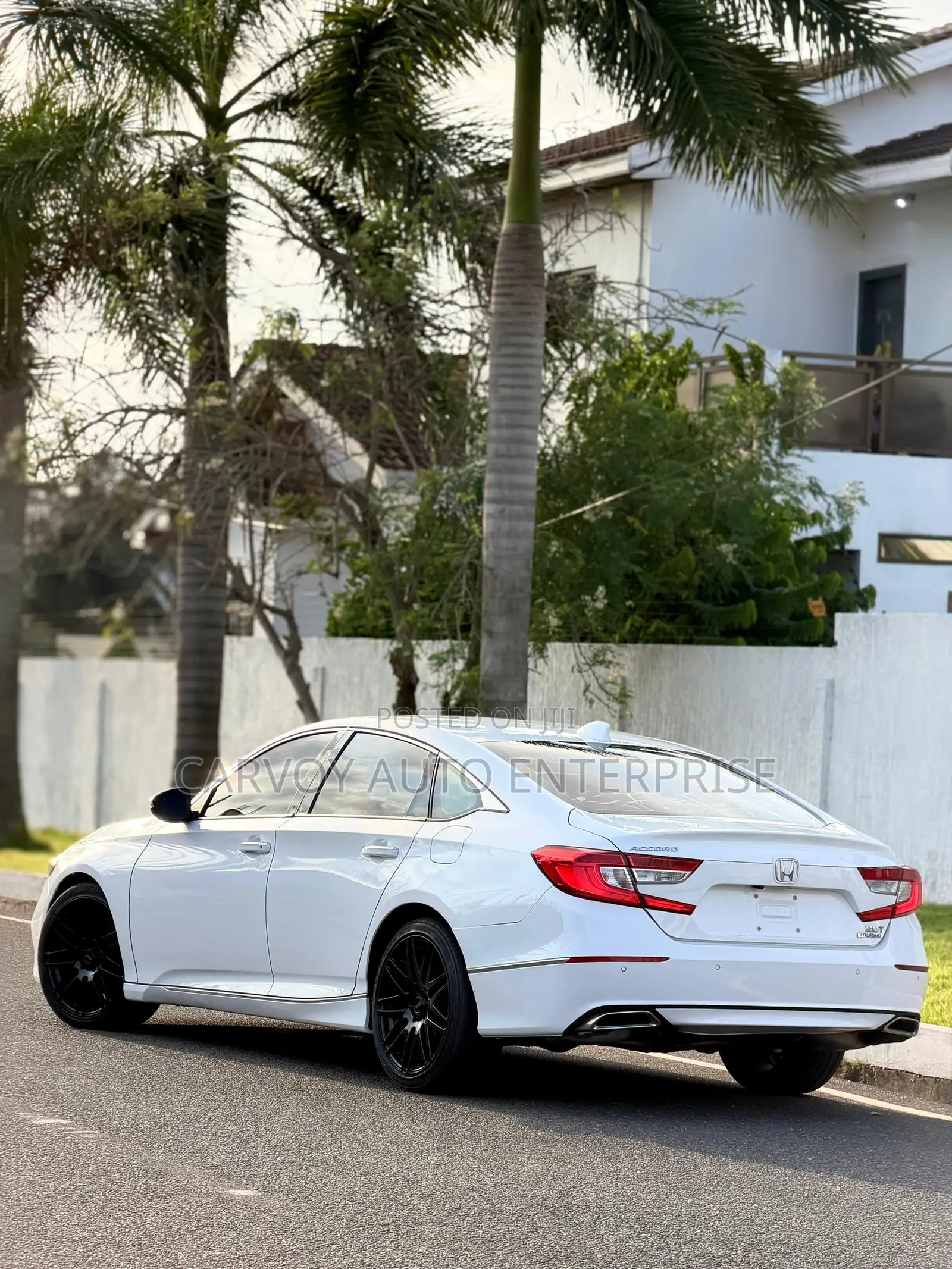 Honda Accord Sport (2.0L 4cyl Turbo 6M) 2019 White