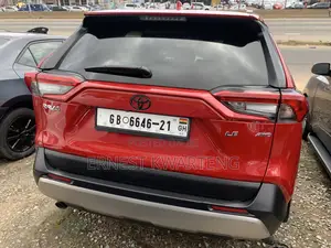 Toyota RAV4 2020 Red