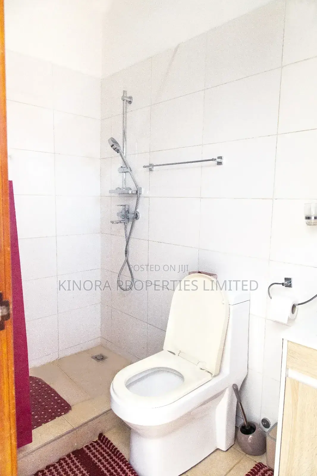 Furnished 4bdrm Townhouse / Terrace in Winsconsin, North Legon for rent