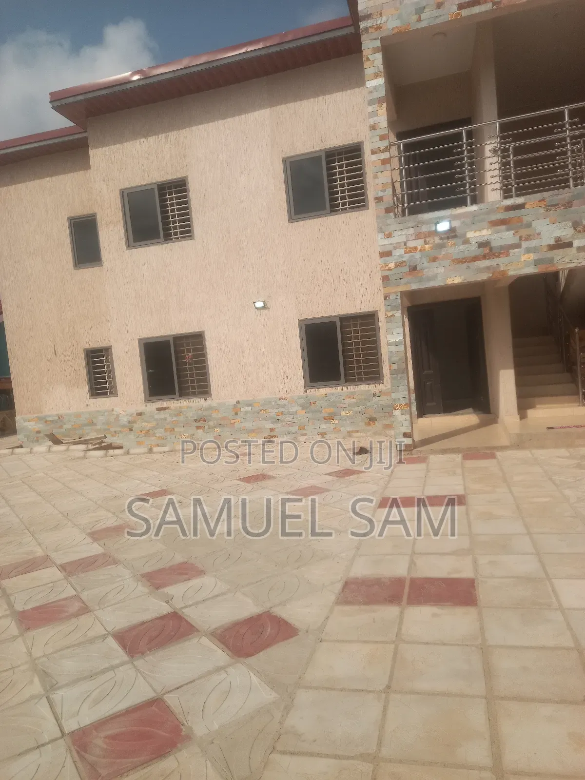 6bdrm House in Tema Community 18 for rent