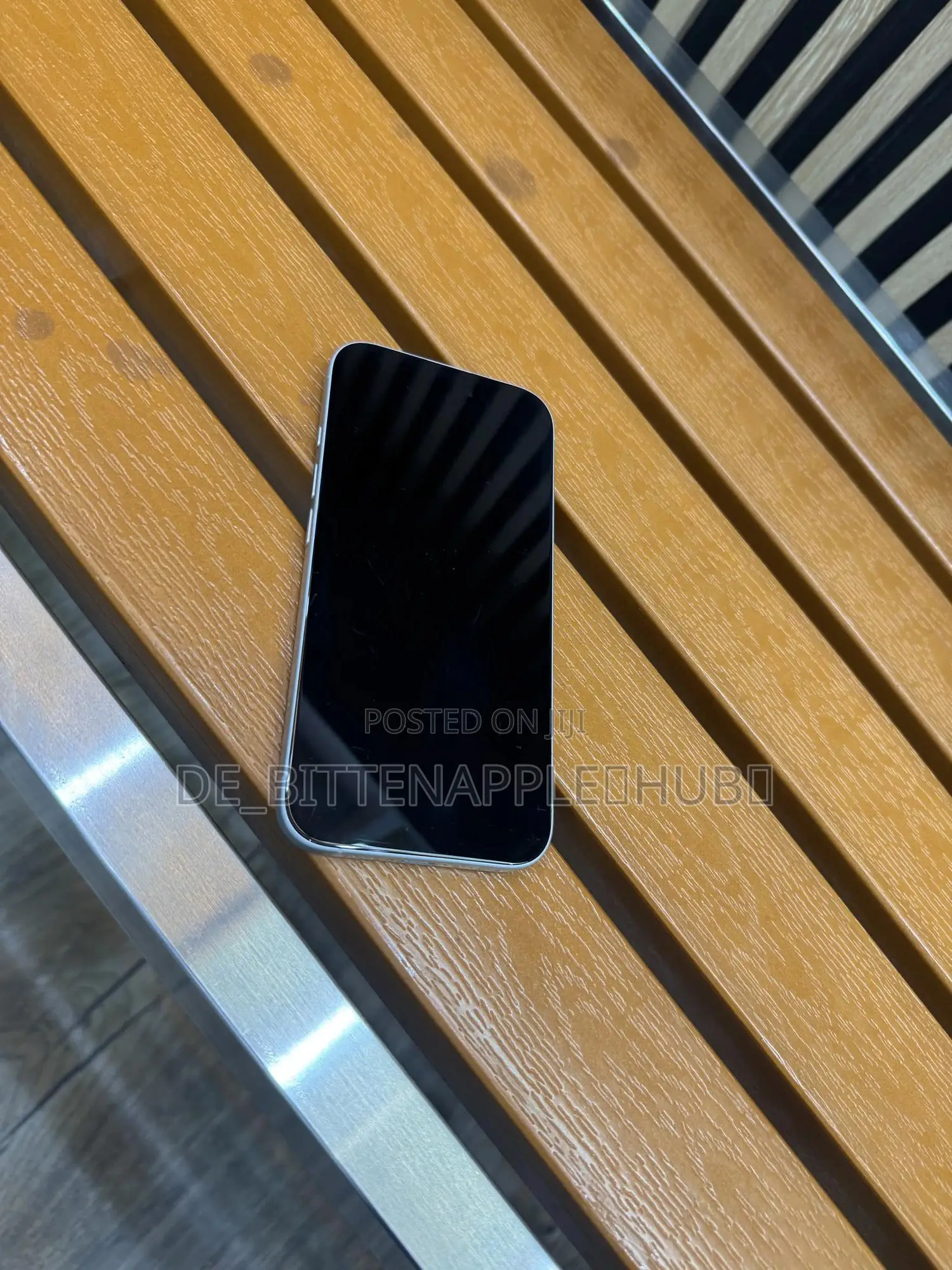 Apple iPhone 16 128 GB White
