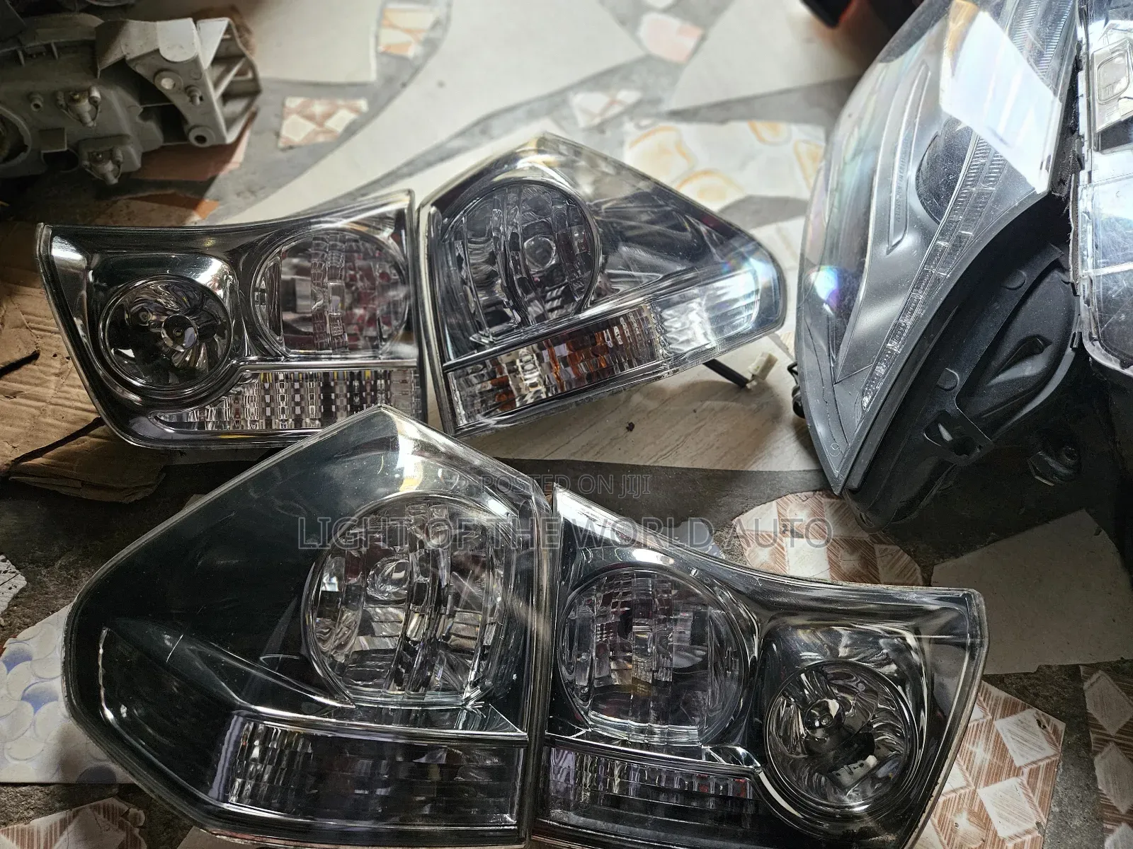 Lexus Rx330 Taillights Complete Available