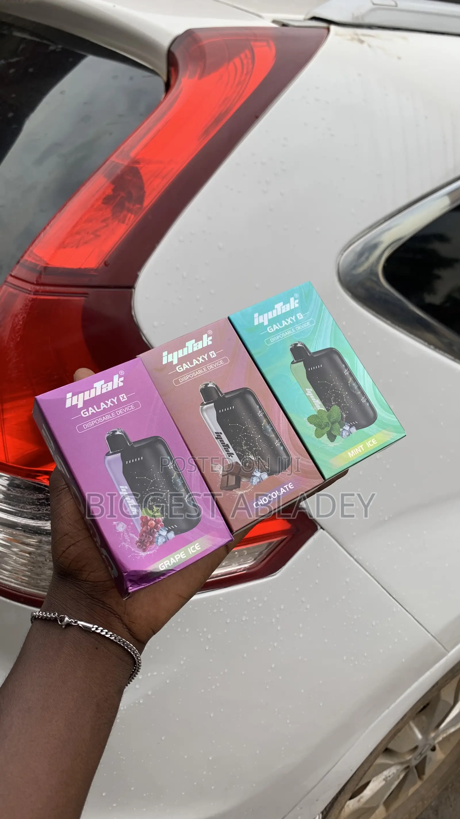 Iyutak Disposable 26,000 Puffs Vape