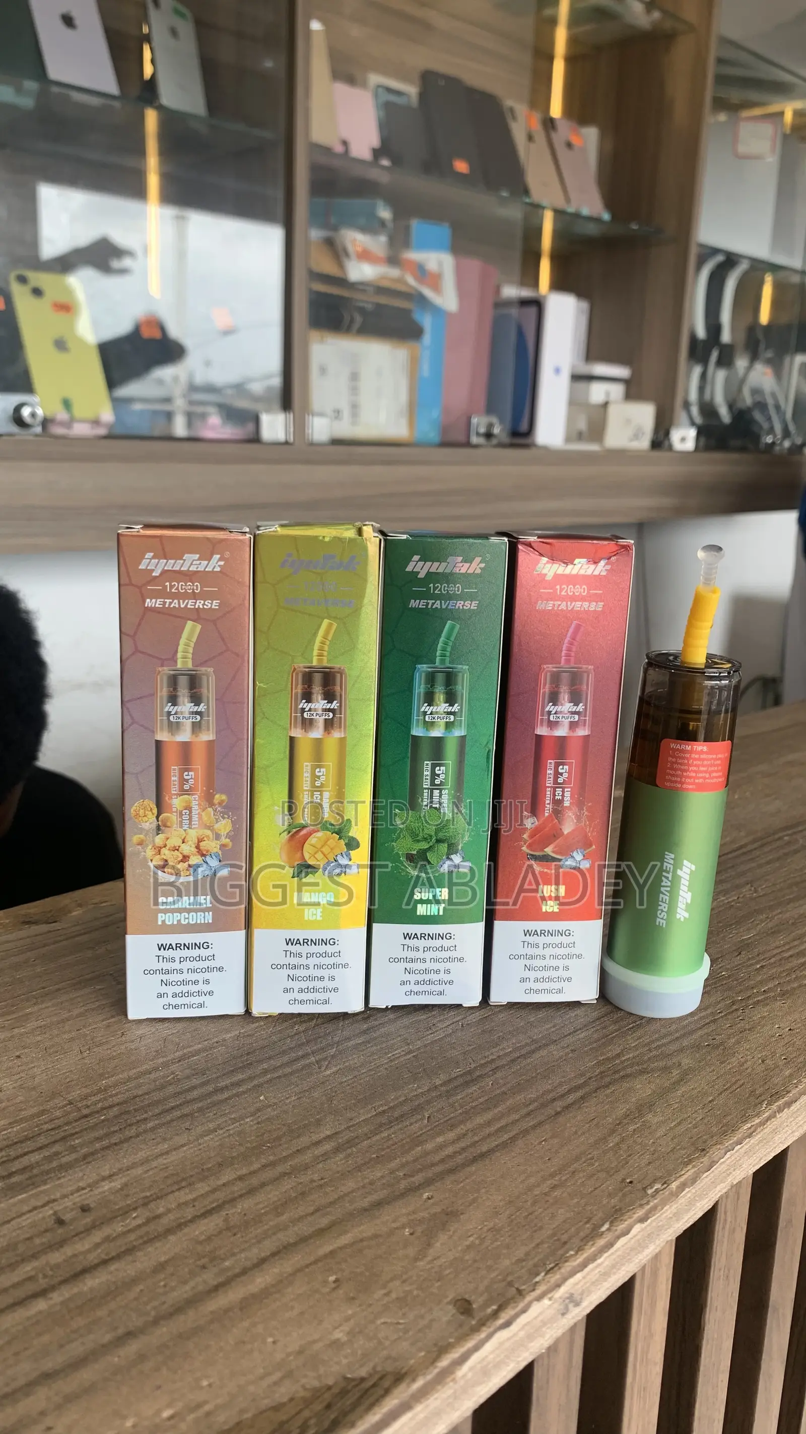 Iyutak 12,000 Puffs Vape