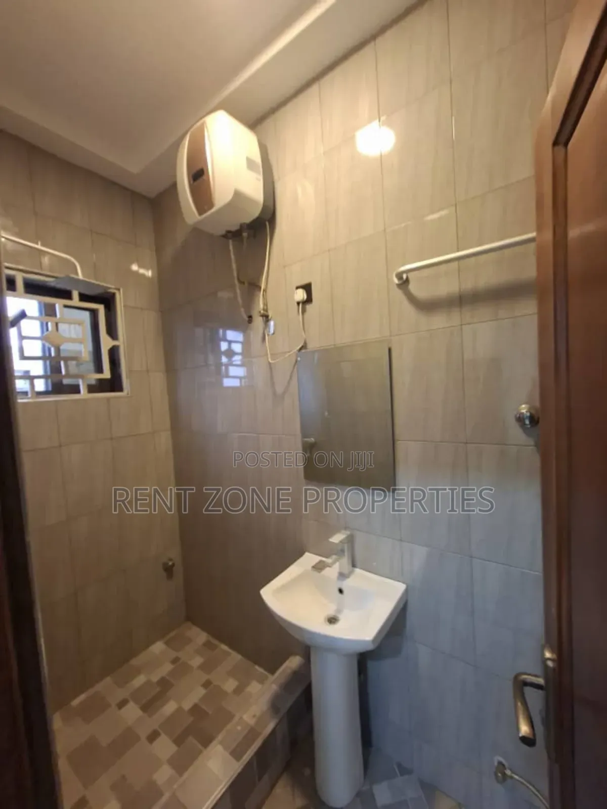 2bdrm Apartment in Dome for rent