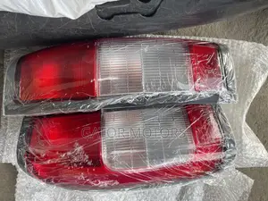 Nissan Hardbody Np300 Tail Lights