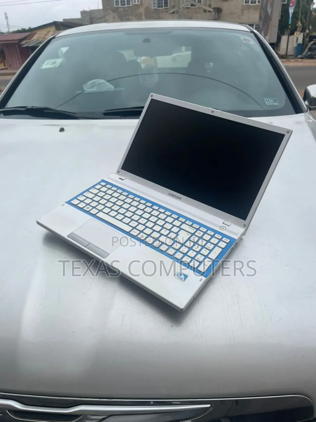 Laptop Samsung N220 8GB Intel Core I7 HDD 500GB