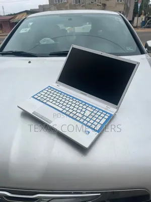 Laptop Samsung N220 8GB Intel Core I7 HDD 500GB
