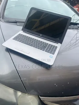 Laptop HP 15-Dy2075tg 8GB Intel Core I7 SSD 500GB