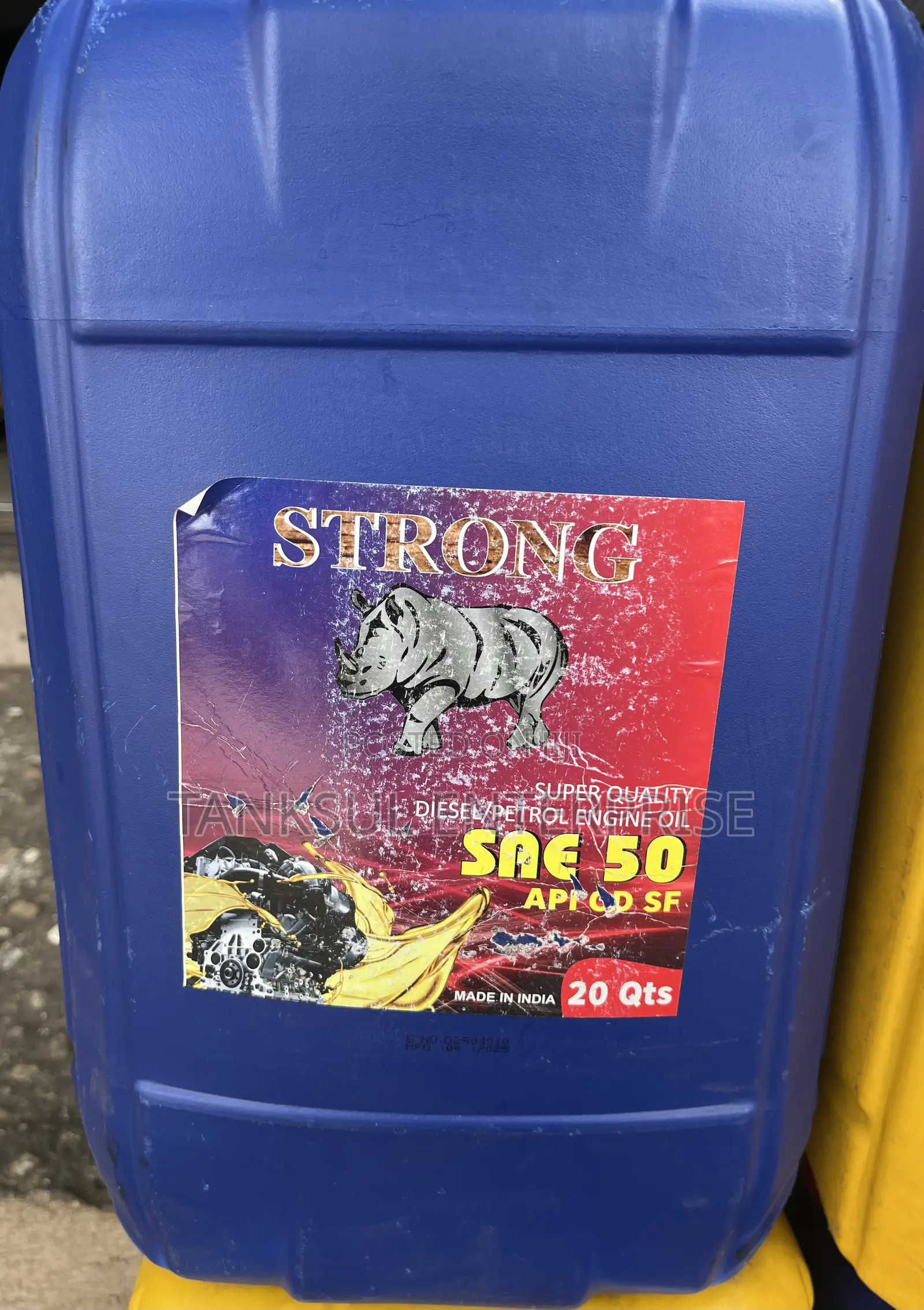 Strong Engine and Hydraulic Oil