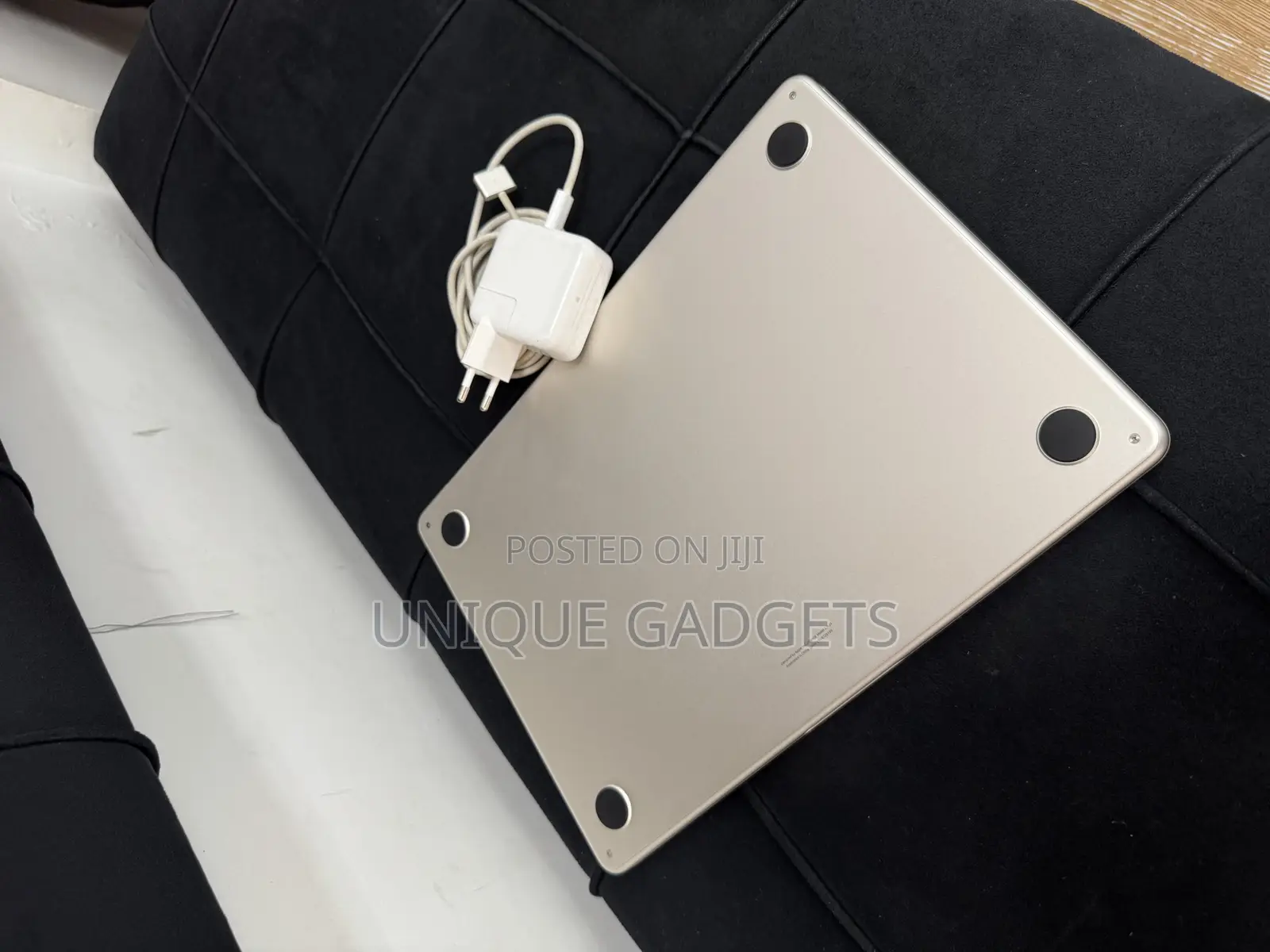 Laptop Apple MacBook Air 2022 M2 8GB Apple M2 SSD 256GB