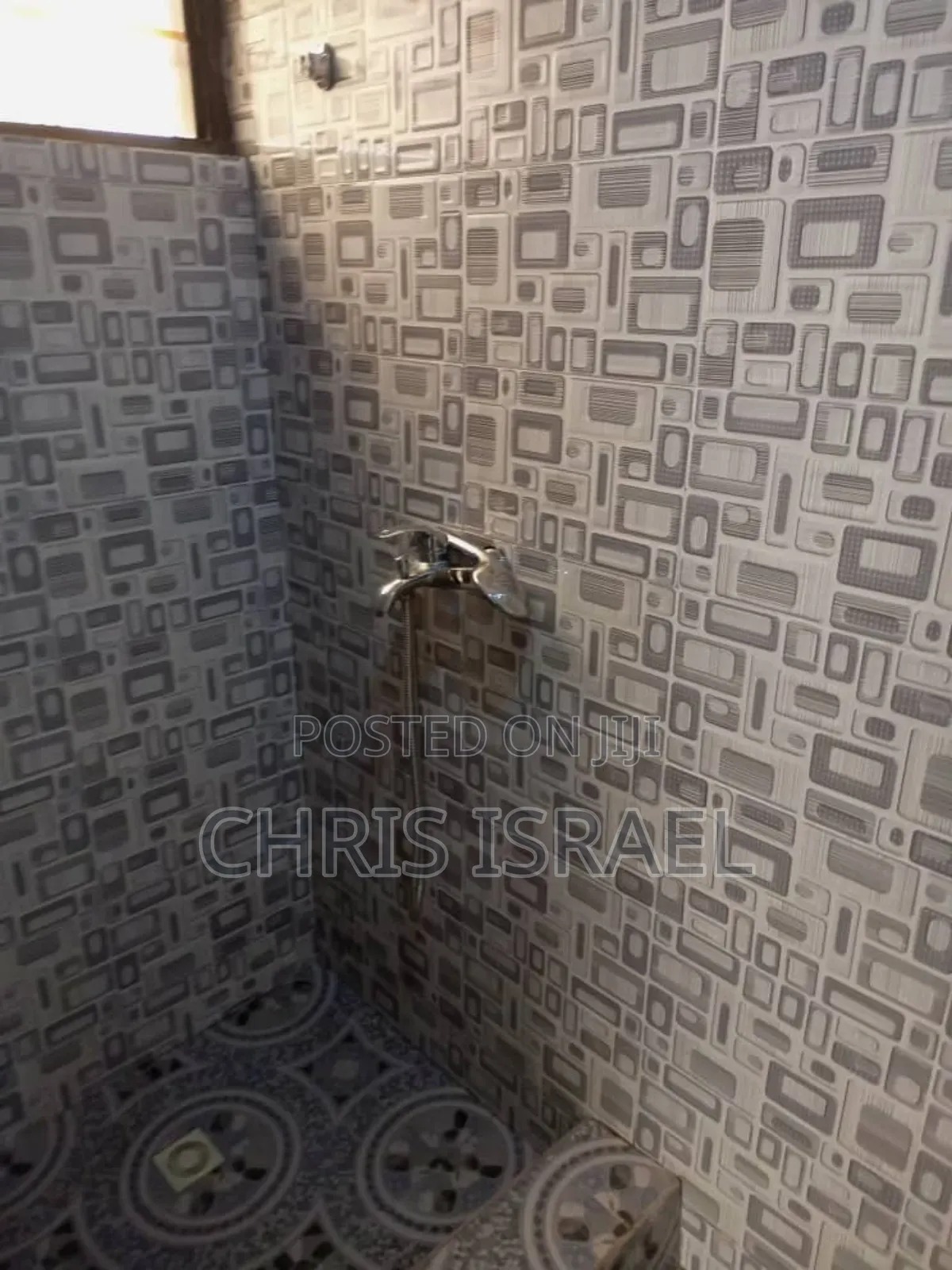 3bdrm Apartment in Oyibi Estate for rent
