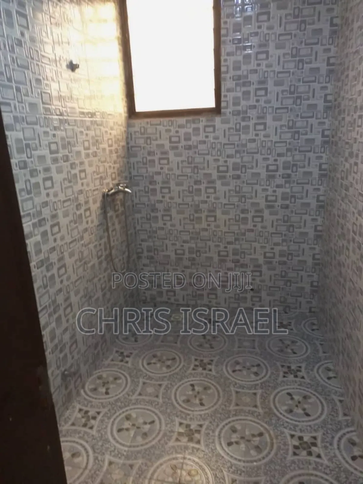 3bdrm Apartment in Oyibi Estate for rent