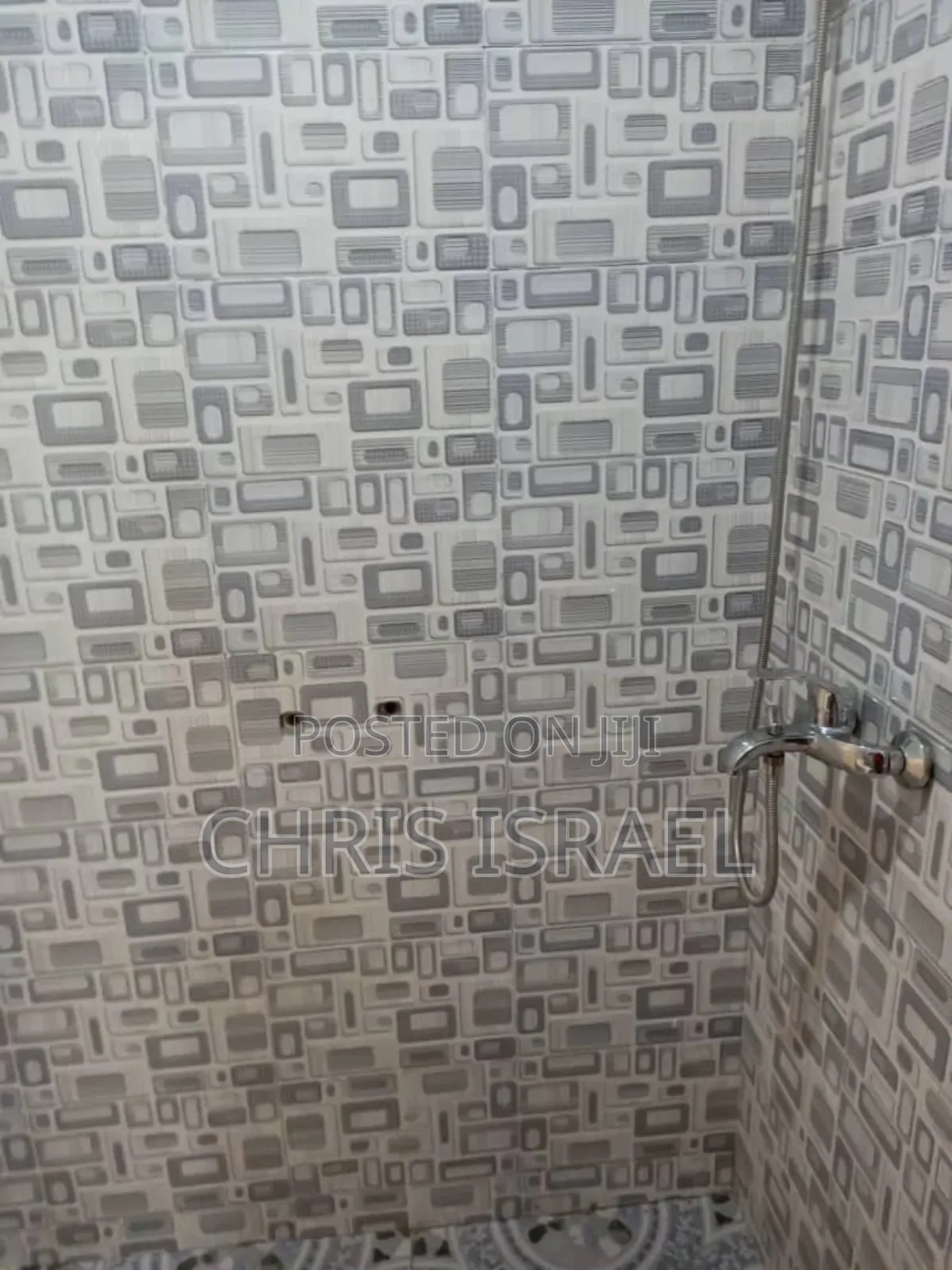 3bdrm Apartment in Oyibi Estate for rent